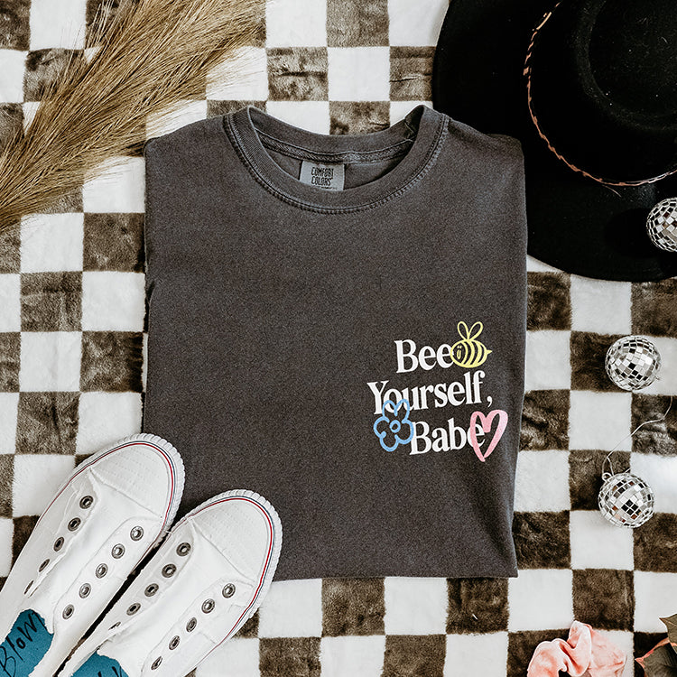 Bee Yourself, Babe Heavyweight Tee