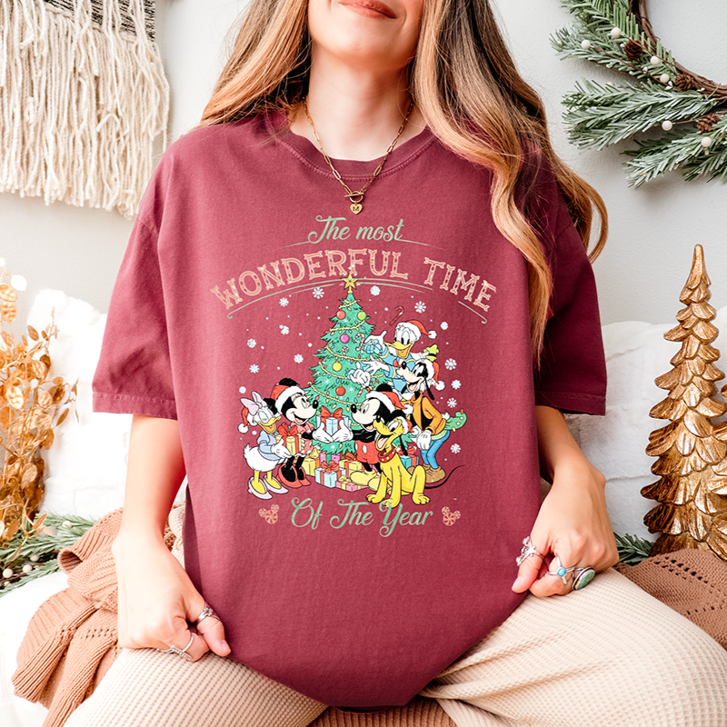 Mickey & Friends Retro Christmas Tee