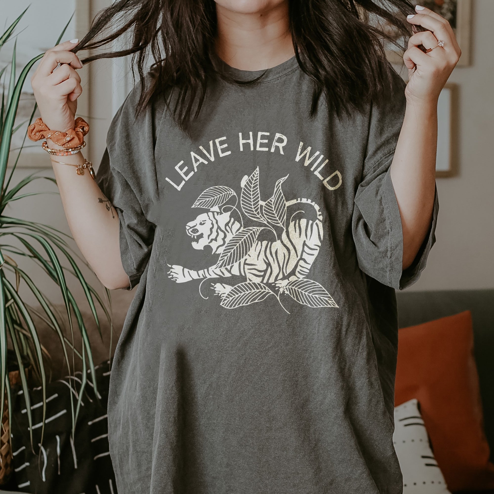 Leave Her Wild Heavyweight Tee (Wholesale)